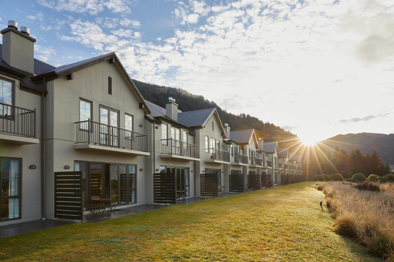 Platinum Queenstown Bagian luar foto