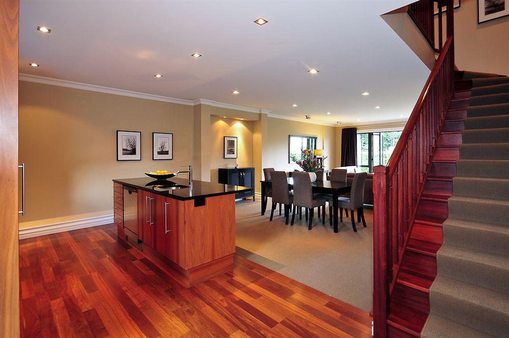 Platinum Queenstown Bagian luar foto