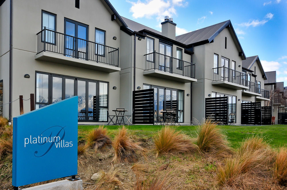Platinum Queenstown Bagian luar foto